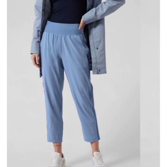 Athleta Nolita Slim Tapered Crop Pant Cottage Blue Pull-on Ankle Pants Size 2/P - Picture 1 of 9
